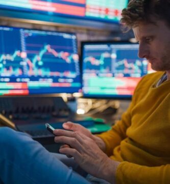 Ridwan LTD Colombia 2025: entre la tecnología y la confianza de los nuevos traders 2 Ridwan LTD Colombia 2025: entre la tecnología y la confianza de los nuevos traders